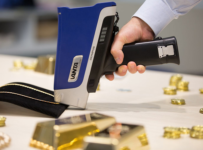 奧林巴斯手持式貴金屬元素分析儀 Vanta系列